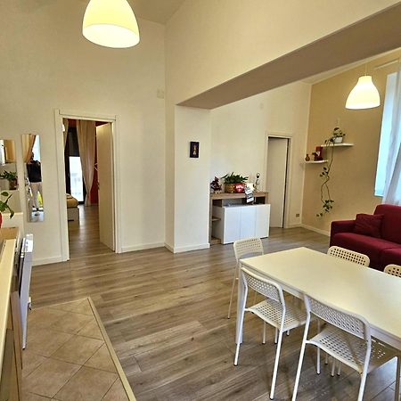 Nocelle Guest House Наполи Екстериор снимка